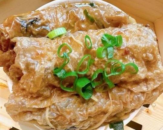 D03. Steamed Bean Curd Rolls 鲜竹卷